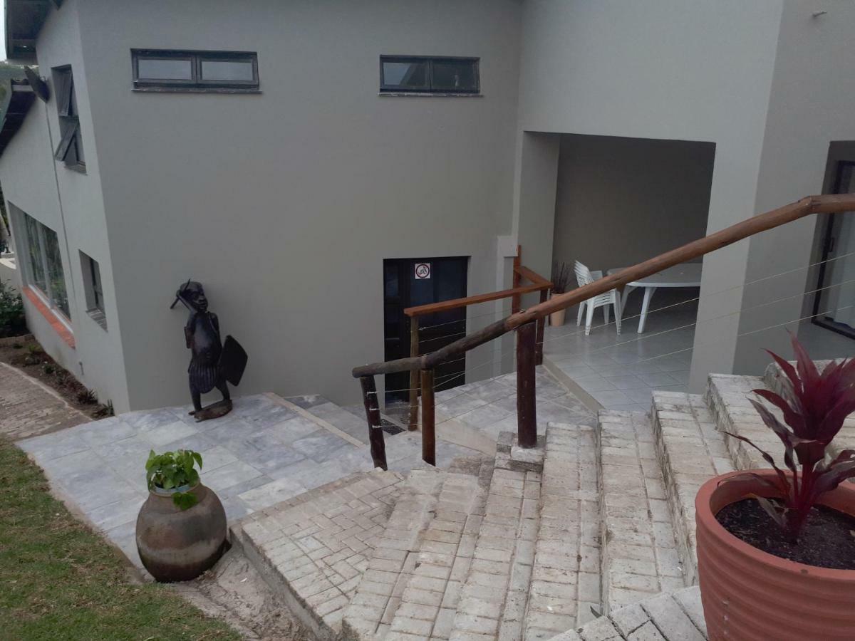 Umtamvuna View Cabanas Port Edward Exterior photo